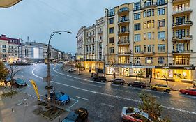 RV Old City Apartment Velyka Vasylkivska 28 self check-in 24х7